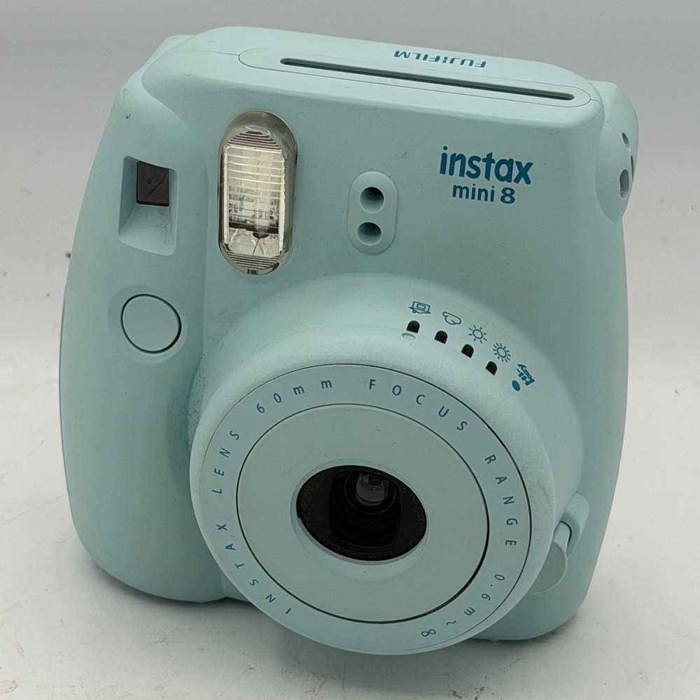 Fuji Instax Mini 8 Instant Film Camera Light Blue Ice Blue Retro